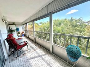 1001 Hillcrest Ct 306, Hollywood FL 33021