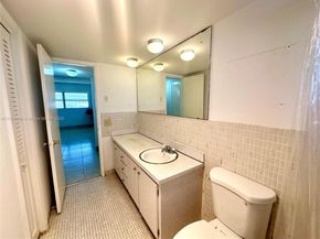 1001 Hillcrest Ct 306, Hollywood FL 33021