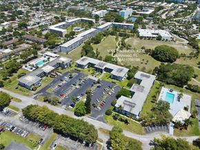 1001 Hillcrest Ct 306, Hollywood FL 33021