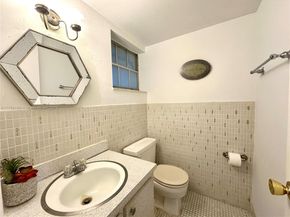 1001 Hillcrest Ct 306, Hollywood FL 33021