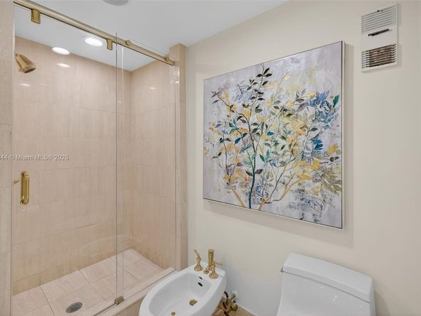 3000 Island Blvd 1904, Aventura FL 33160