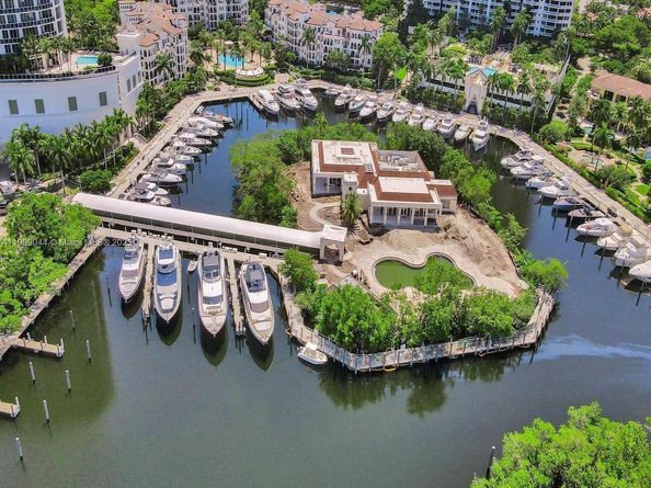 3000 Island Blvd 1904, Aventura FL 33160