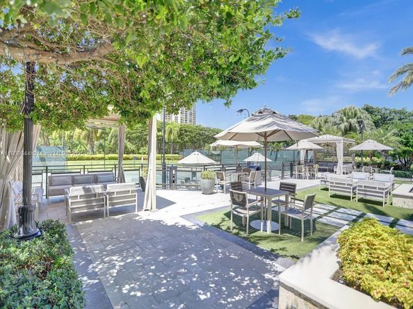 3000 Island Blvd 1904, Aventura FL 33160