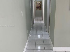 15421 SW 95th Ln, Miami FL 33196