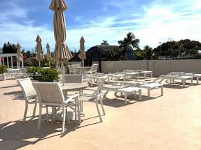 2500 NE 135th St B805, North Miami FL 33181