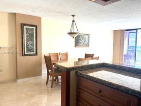 2500 NE 135th St B805, North Miami FL 33181