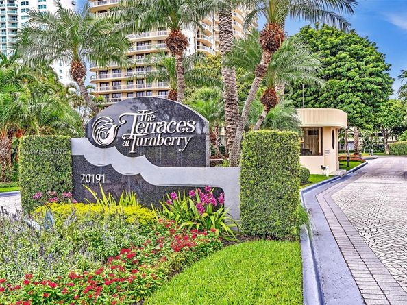 20191 E Country Club Dr 2602, Aventura FL 33180