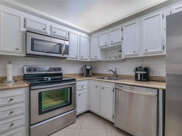 4751 NW 21st St 515, Lauderhill FL 33313