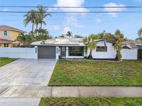 380 SE 1st Ter, Pompano Beach FL 33060