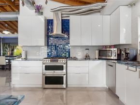 380 SE 1st Ter, Pompano Beach FL 33060