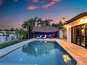 380 SE 1st Ter, Pompano Beach FL 33060