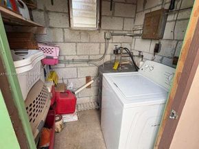 5631 Branch St, Hollywood FL 33021