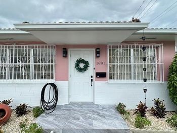1801 NW 5th St