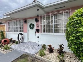 1801 NW 5th St, Miami FL 33125