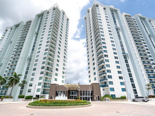 2641 N Flamingo Rd 1603N, Sunrise FL 33323