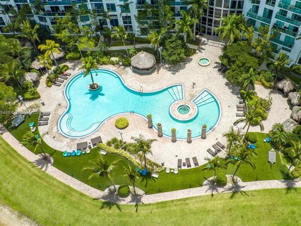 2641 N Flamingo Rd 1603N, Sunrise FL 33323