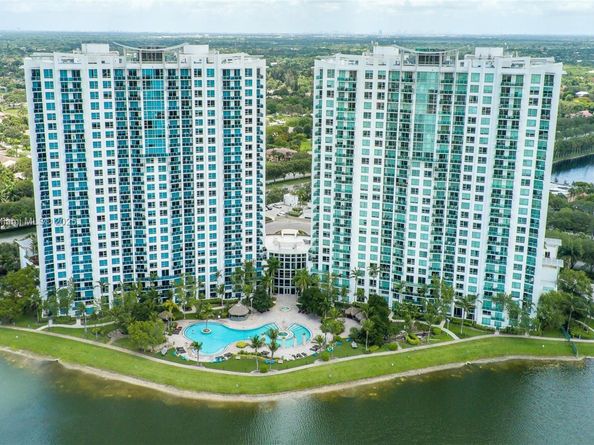 2641 N Flamingo Rd 1603N, Sunrise FL 33323