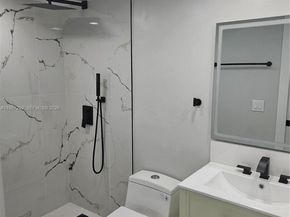 700 S Hollybrook Dr 207, Pembroke Pines FL 33025