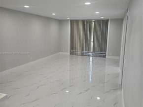 700 S Hollybrook Dr 207, Pembroke Pines FL 33025