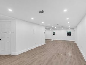 75 NW 160th St, Miami FL 33169