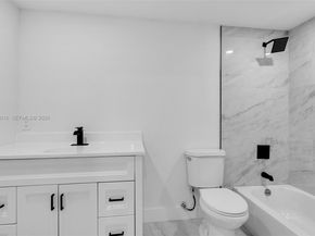 75 NW 160th St, Miami FL 33169