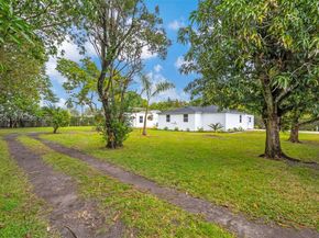 75 NW 160th St, Miami FL 33169