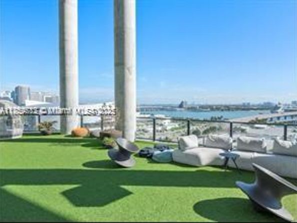 398 NE 5th St 2809, Miami FL 33132