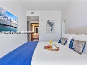 398 NE 5th St 2809, Miami FL 33132