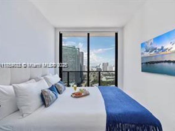 398 NE 5th St 2809, Miami FL 33132