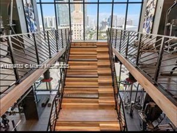 398 NE 5th St 2809, Miami FL 33132