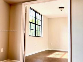 1919 Van Buren St 321A, Hollywood FL 33020