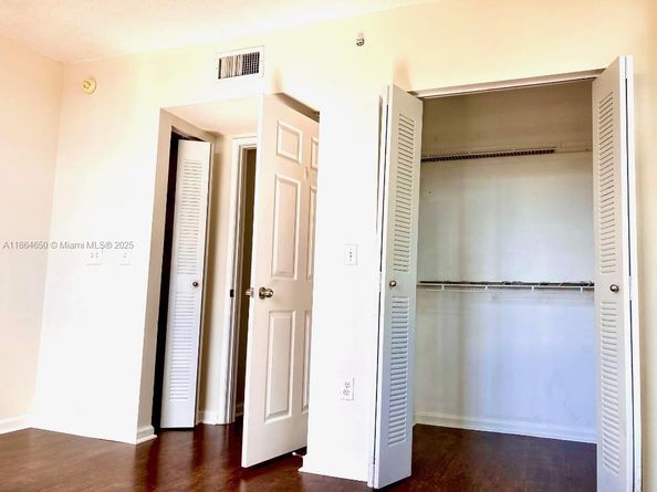 1919 Van Buren St 321A, Hollywood FL 33020