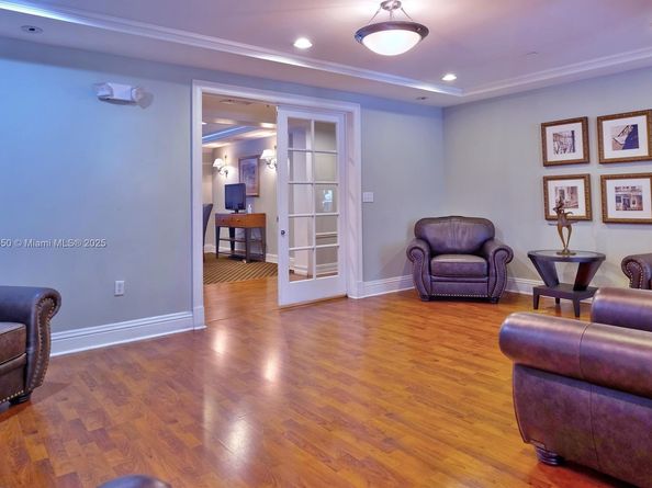 1919 Van Buren St 321A, Hollywood FL 33020