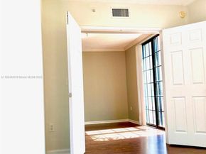 1919 Van Buren St 321A, Hollywood FL 33020