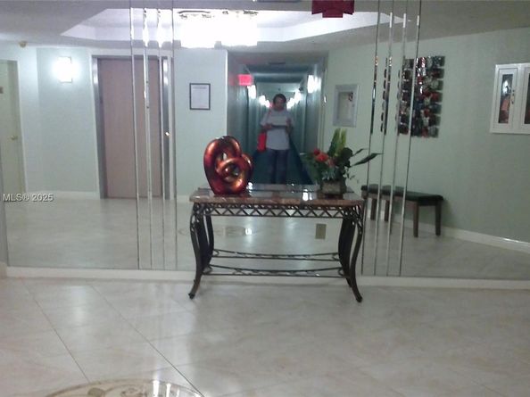 1300 Saint Charles Pl 302, Pembroke Pines FL 33026