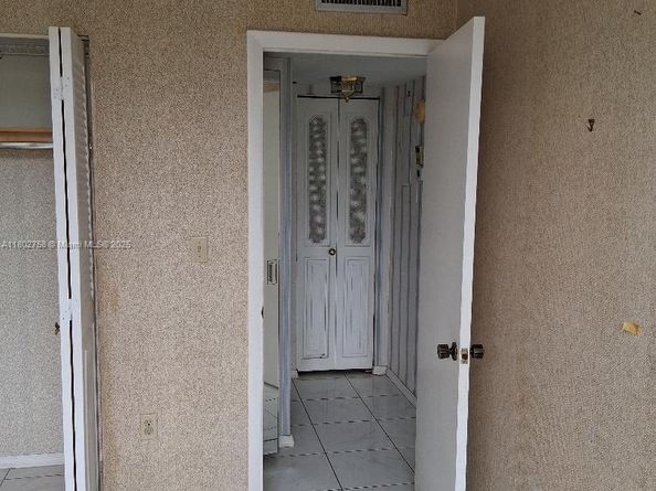 1300 Saint Charles Pl 302, Pembroke Pines FL 33026