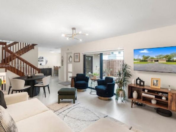 4084 Forest Hill Dr 4084, Cooper City FL 33026