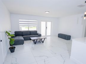 11520 SW 57th St, Miami FL 33173