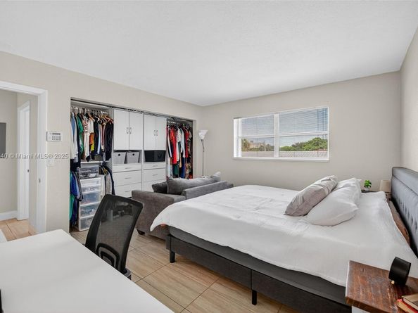 2715 NE 49th St 309, Fort Lauderdale FL 33308