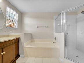 9840 NW 19th Pl, Sunrise FL 33322