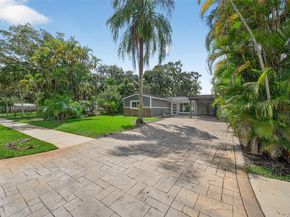 6640 Douglas, Hollywood FL 33024