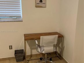1350 NW 8th Ct D4, Miami FL 33136