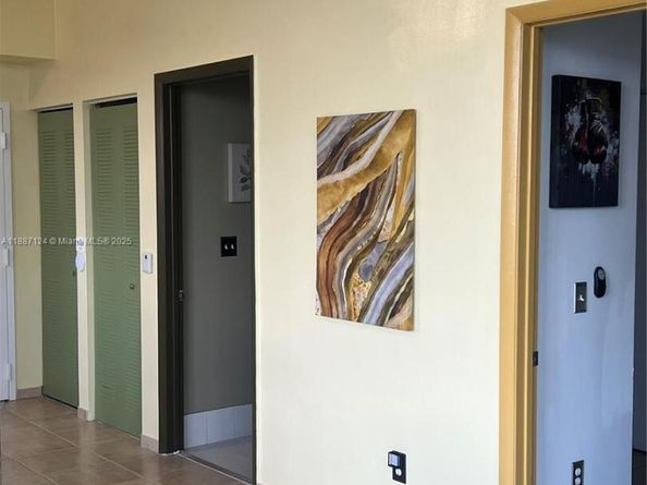 1350 NW 8th Ct D4, Miami FL 33136