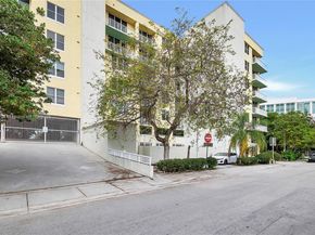 1350 NW 8th Ct D4, Miami FL 33136
