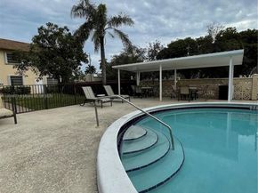 421 NE 1st St 119, Hallandale Beach FL 33009