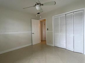 421 NE 1st St 119, Hallandale Beach FL 33009
