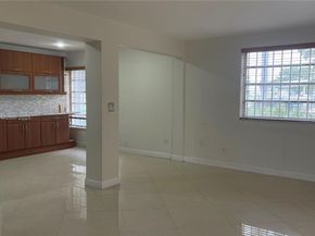 421 NE 1st St 119, Hallandale Beach FL 33009