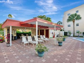 1035 Country Club Dr 206, Margate FL 33063