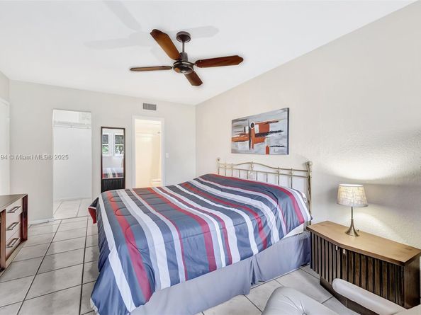 1035 Country Club Dr 206, Margate FL 33063