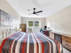 1035 Country Club Dr 206, Margate FL 33063